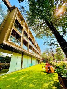 The Vantage Point Resort & Spa