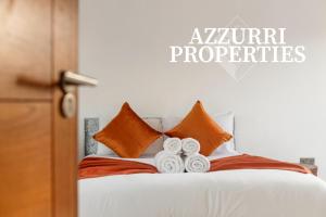 Short Stays 5 Bedroom 3 Bathroom House by Azzurri Properties Short Lets & Serviced Accommodation Fulham - Spacious and Free Wi-Fi