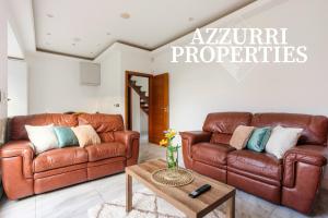 Short Stays 5 Bedroom 3 Bathroom House by Azzurri Properties Short Lets & Serviced Accommodation Fulham - Spacious and Free Wi-Fi