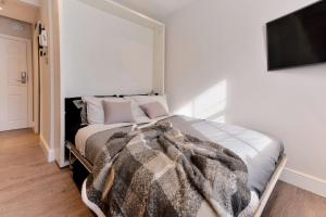 West Hampstead area, 5 minute walk to tube station