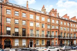 One bedroom Apartment at 3rd floor- Baker Street