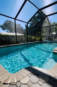 Waterfront Gulf Retreat: Heated Pool, Boat Lift