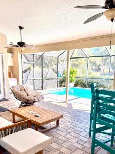 Waterfront Gulf Retreat: Heated Pool, Boat Lift