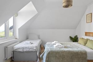 Apartment Sea Views & Parking Walk to Fistral