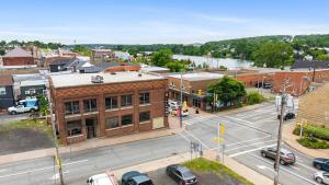 Bridge View at The MillRows Suites