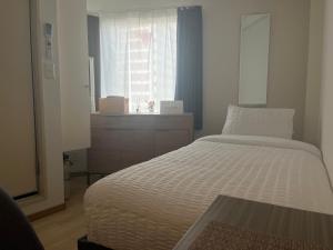 CraftFlat Komagome 501 a compact studio at excellent location