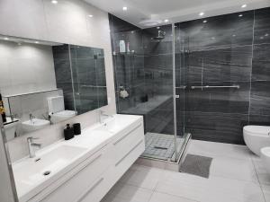 Luxury Camps Bay Getaway