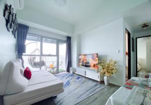 2BR Luxurious Ocean View, close Okada, Solaire, MOA, Airport with free parking