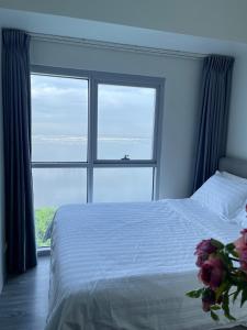 2BR Luxurious Ocean View, close Okada, Solaire, MOA, Airport with free parking