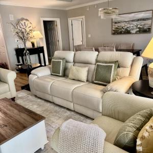 Oceanview Condo with Amenities, 703 Royale Palms condo