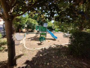 2 - room apartment with terrace and free parking