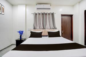 HOTEL O THE COZY INN