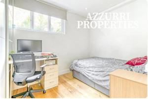 Monthly Stays in Camden by Azzurri Properties Short Lets & Serviced Accommodation Barnet with 2 Parking Spaces and Free Wi-Fi