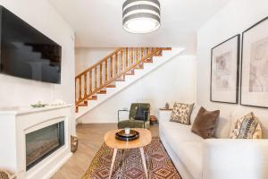 Spacious Andalusian villa with private pool REMS