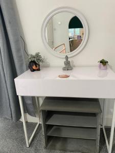 Entire Studio Apartment Private Entrance