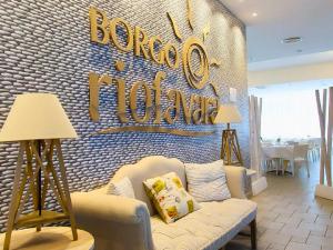 Aura Club Borgo Rio Favara