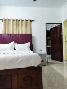 Quiet Coastal Hideaway Studio near Candolim Beach