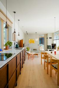 Paradise With Pool Near Natures Beautiful Views