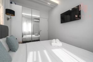 Luz, Nilie Hospitality MGMT