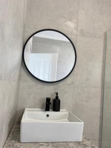 TETEK Residential Home Family Unit