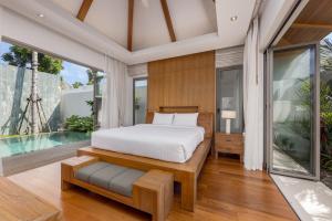 Modern 3BR Villa Kaimana with Private Pool