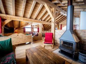 Chalet spacieux · 7 chambres pour 15 personnes · Animaux acceptés - FR-1-181-2791