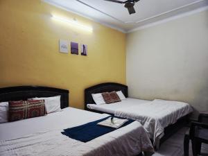 Divy Dhaam Near Prem Mandir