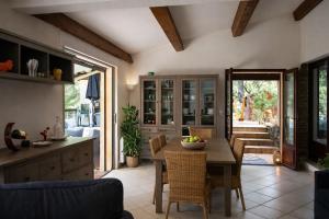 Villa méditerranéenne avec piscine et jardin