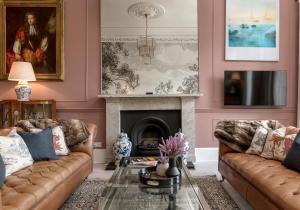 Edinburgh Castle Suite - The Edinburgh Address