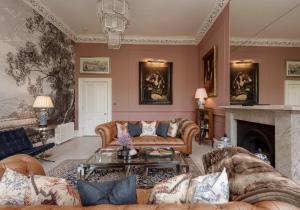 Edinburgh Castle Suite - The Edinburgh Address