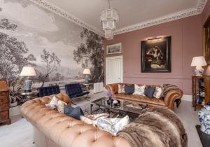 Edinburgh Castle Suite - The Edinburgh Address