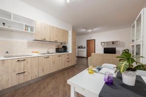 Pirtusu Del Porto 2, Palermo