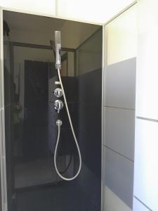 Grande chambre lumineuse