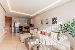 Aura - 1 BR - Premium Apartment