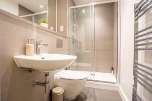 Spacious 3BR Near Wembley Stadium - Sleeps 12