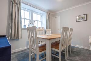 Seascape Cottage at Crail Harbour