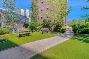 Central Apartment 1D - 3 people with Pool