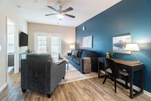 Landing Stylish 1BD Clubhouse Gym