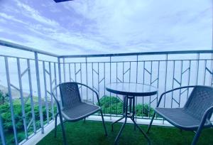 2BR With Magnificent Bayview GARDEN View Near Okada, Solaire, Airports, Free Parking