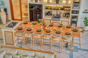 Villa Manhattan - Luxurious 4 BDR Villa, huge pool