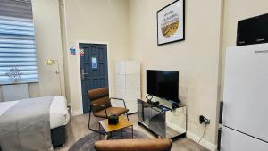 Oyster Wharf - Battersea, Cozy Studio Apartment