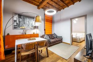 YD San Niccolo riverside apartment