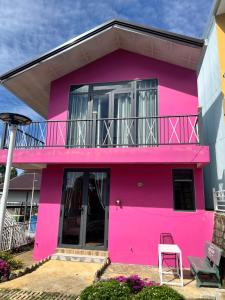 Mia Homestay and Coffee