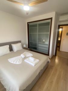 Castle Apartment - The Most Beautiful View of the Castle of Sesimbra!