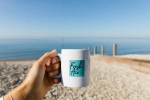 Luxury Beachfront Retreat for 14 with Hot Tub