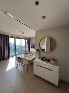 Pattaya Unixx 2 bedroom Sea View