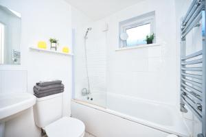 Spacious 2-Bed Leyton Flat Near Olympic Park