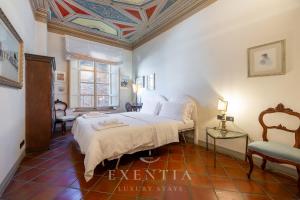 Lucques Antique - Historic Center Apartment in Lucca Tuscany