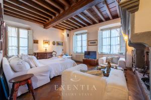 Lucques Antique - Historic Center Apartment in Lucca Tuscany