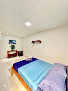 Casa com 5 Suítes, privativa e bem localizada, até 12 pessoas